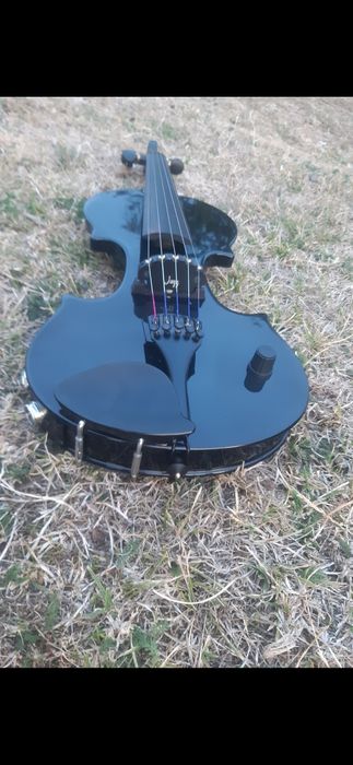 Vioara  Zeta.model cv 45 noua