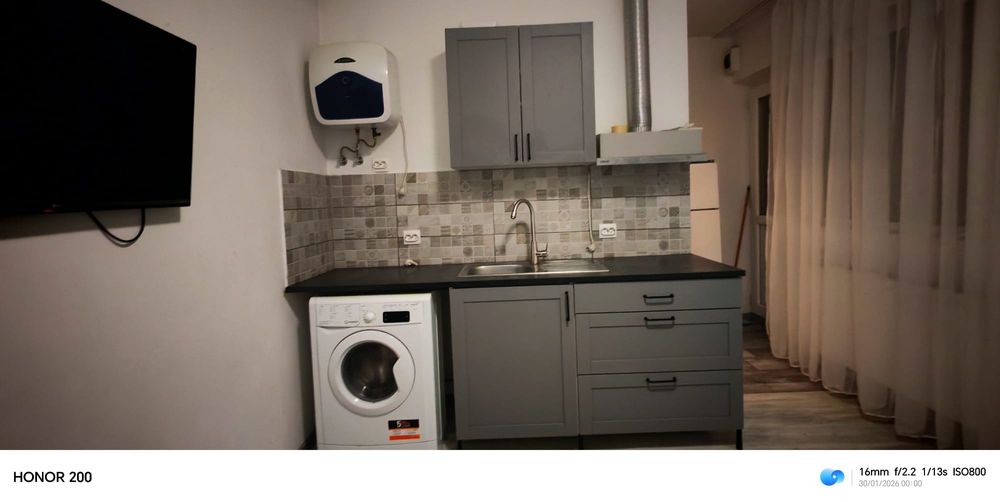 Camera de inchiriat la curte, in Voluntari.