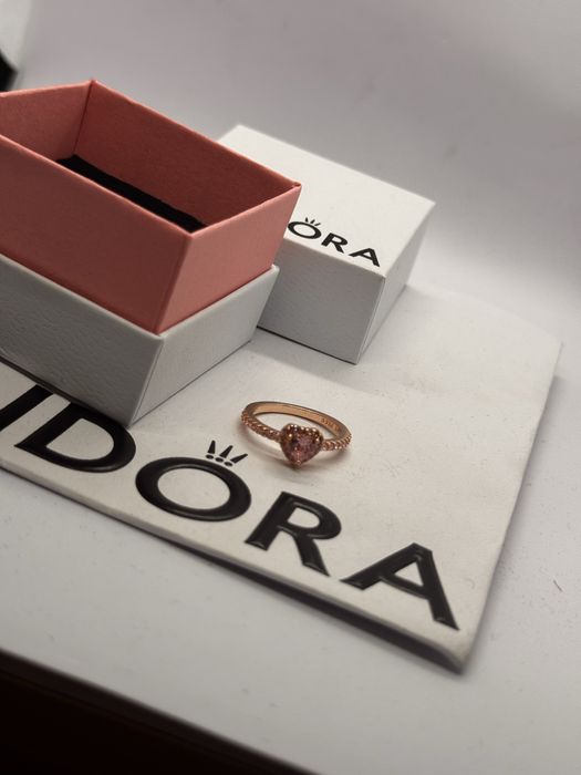 Пандора пръстен Pandora