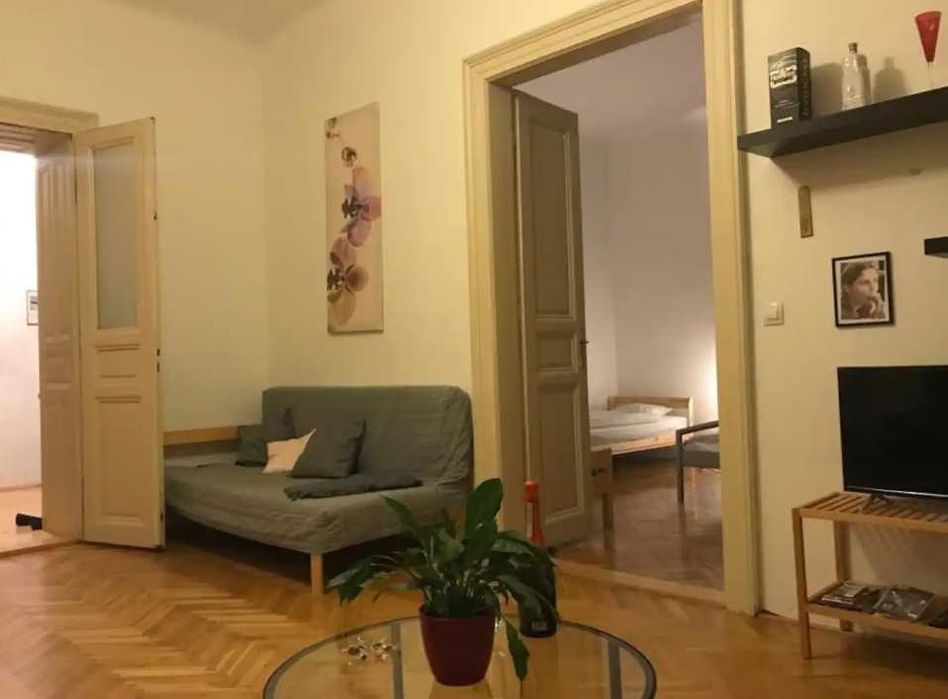 Дава се под наем Тристаен апартамент в Пловдив, Западен - 79 кв.м за 300.9 € - Снимка #2