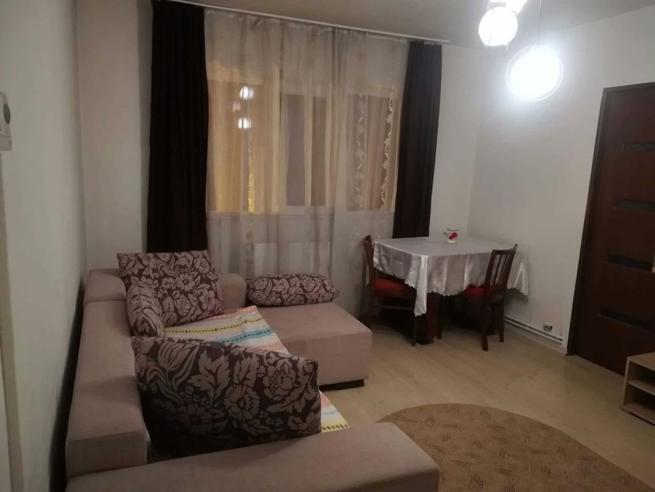 Apartament de inchiriat