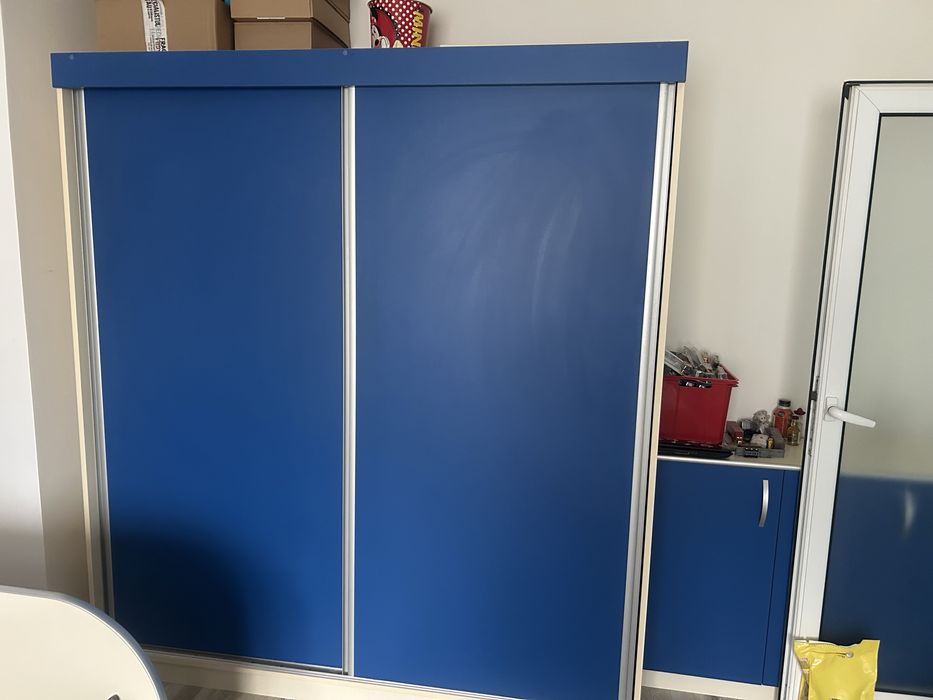 Mobila camera tineret