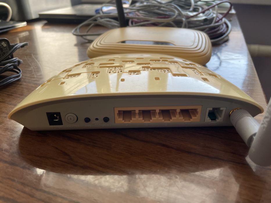 Продам маршрутизатор вай фай