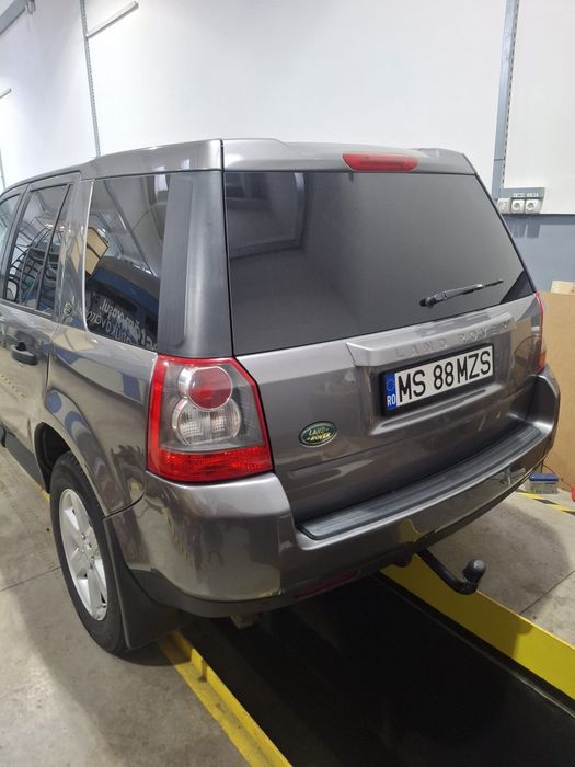 Land Rover Freelander 2