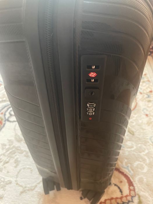 Новый чемодан ручная кладь