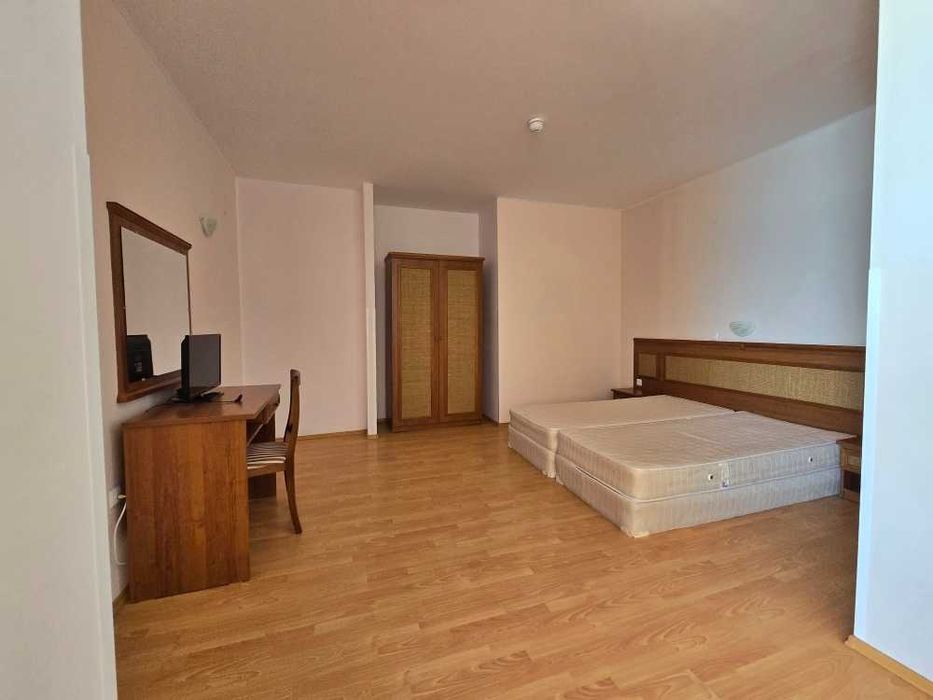 Продава се Двустаен апартамент в Свети Влас - 80 кв.м за 1400 €/кв.м - Снимка #4