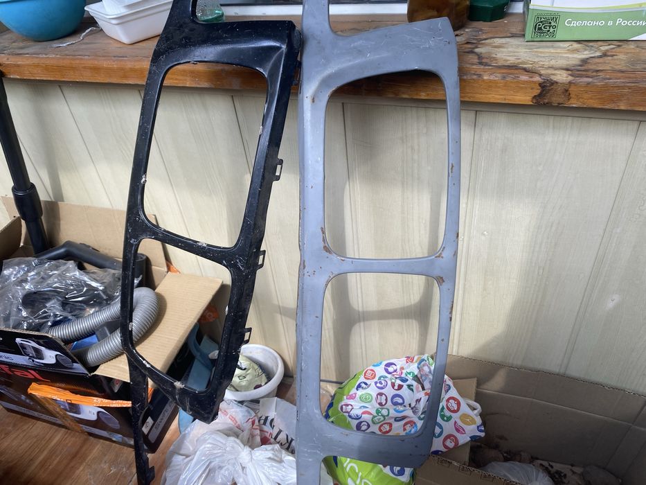 Ласточки на решетку радиатора БМВ Е34