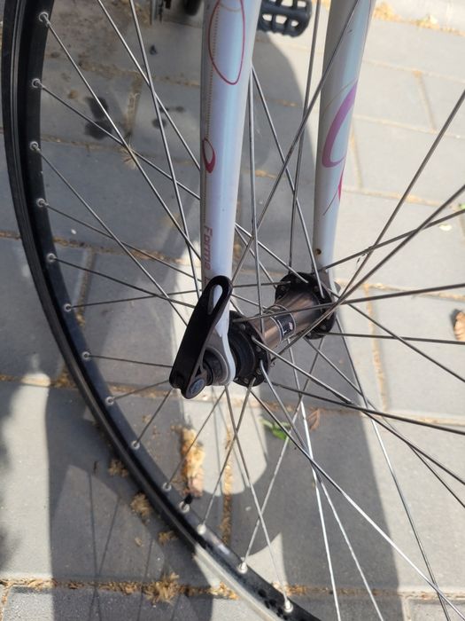 Vand bicicleta cursiera  b'TWIN