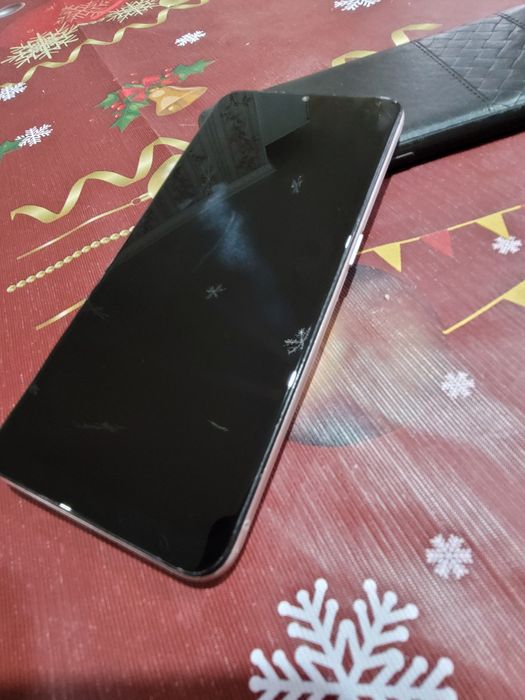 Продается Oppo a5 2020года.