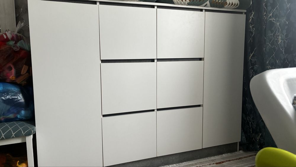 Срочно продам комод