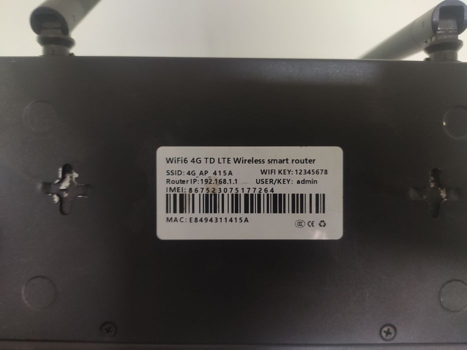 Wifi router 8 ta shoxli sim kartali