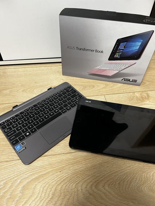 Laptop/Tableta Asus Transformer Book