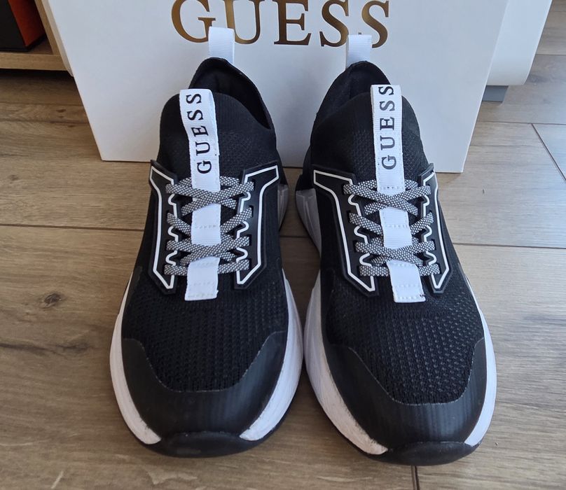 Дамски сникърси Guess