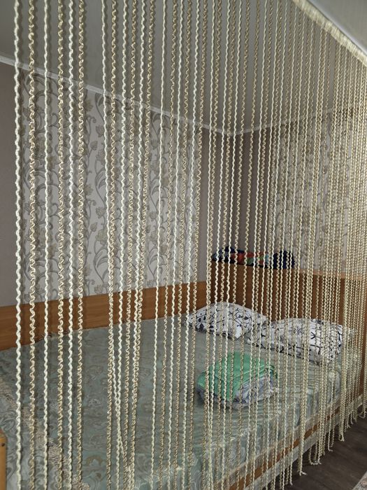 По часам 2000 тг за 1 ч. Центр