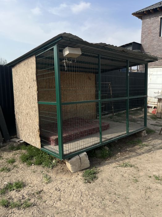 Продам хороший вальер для крупной собаки