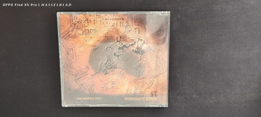 Se vând albume muzicale originale, din diferite genuri: pop, rock, dan