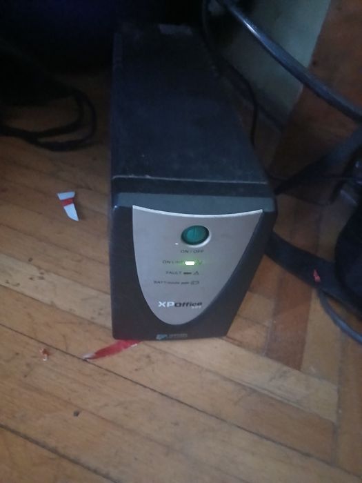 Ups model 500xp office