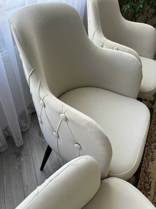 Кресло для гостинной