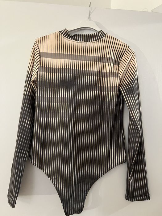 Боди с интересен принт