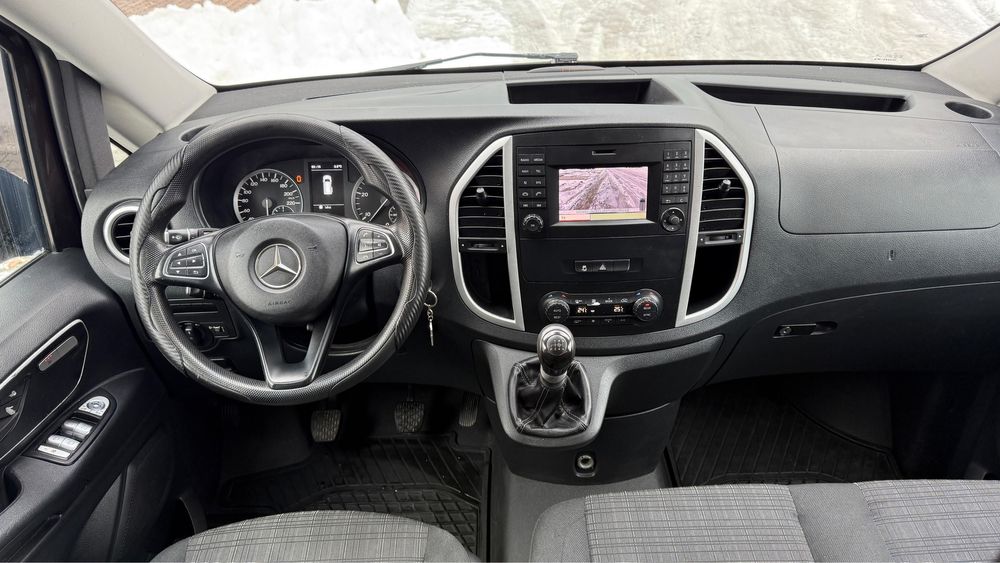 Mercedes Benz Vito 116 8+1 Locuri Extra Lung an 2017 2.2CDi 163 CP