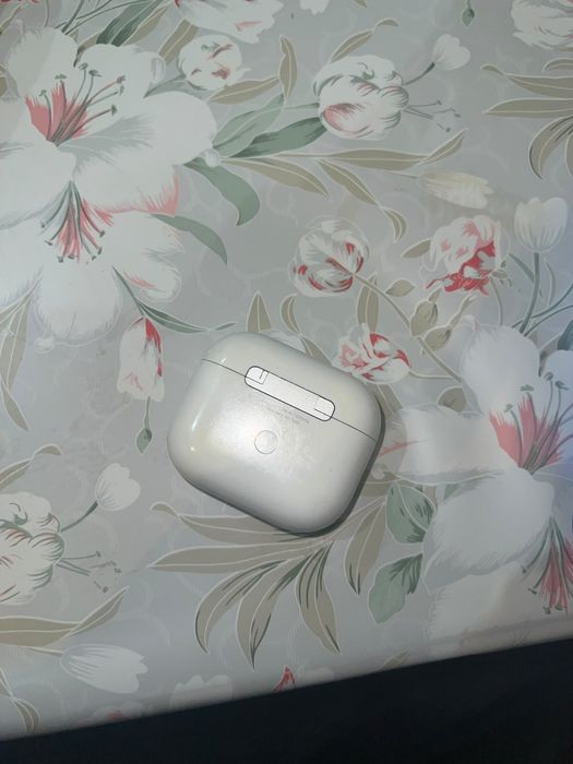 Оригинальные AirPods 3