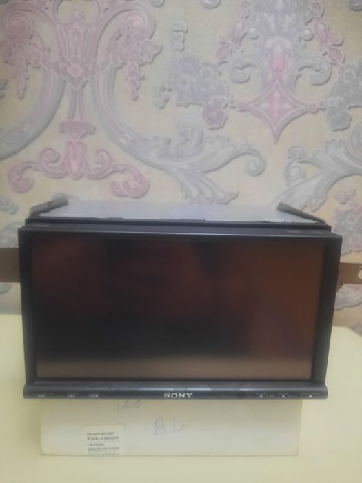 Продам автомагнитоллу Sony Xav-W1