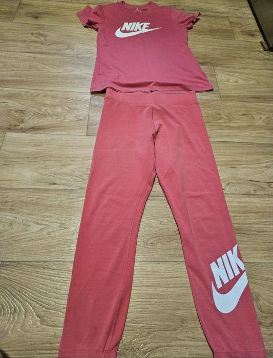 Trening Nike de dama