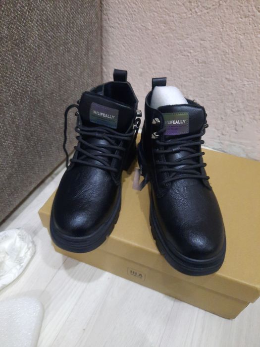 Зимние ботинки новые