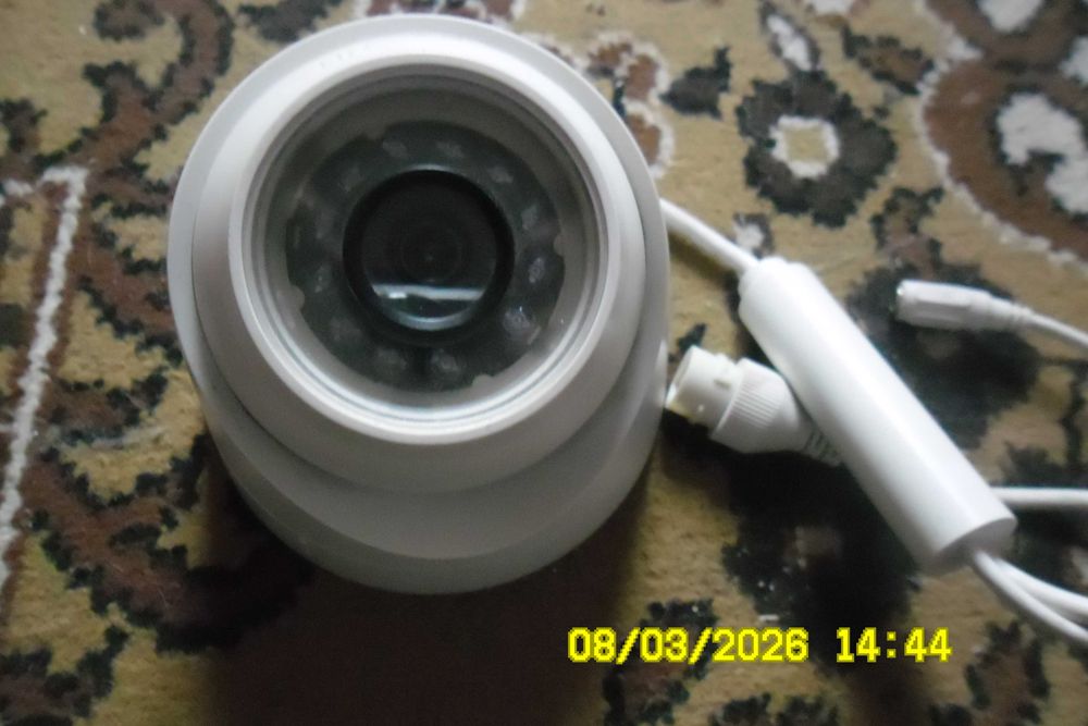 Продам внутреннюю видео камеру наблюдения б/у рабочая.