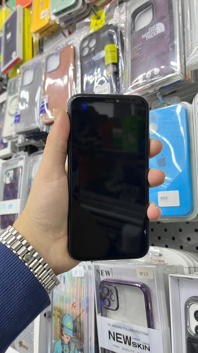 iPhone 11 с гарнтия