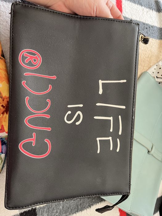 Отдам бесплатно сумки