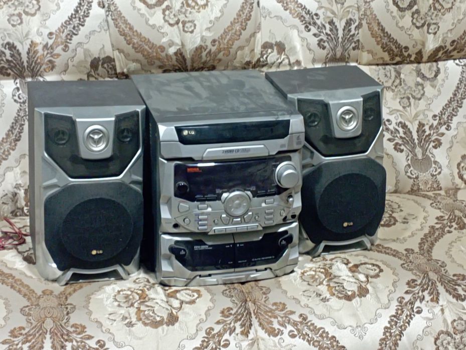 Продается музыкальный центр! || Muzikalniy sentr sotiladi!