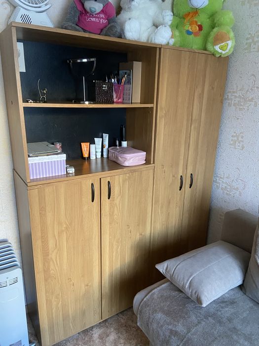 Продается стенка в спальню