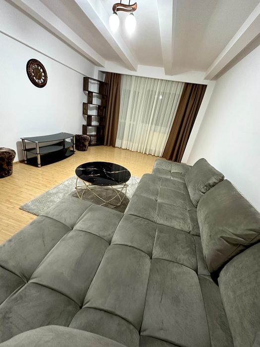 Apartament camere de vanzare