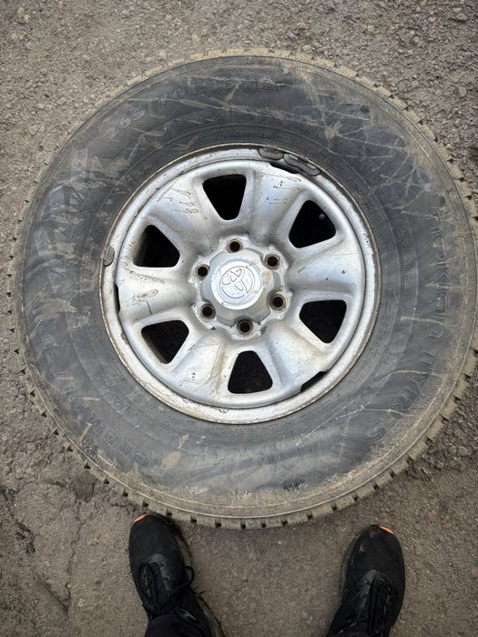 Колсеса Тойота халюкс