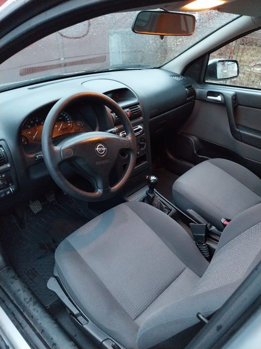 Vând Opel Astra 1.4 benzină, 72.000 km, an fab.2008, ITP valabil