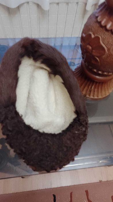 Caciula astrahan-nurca