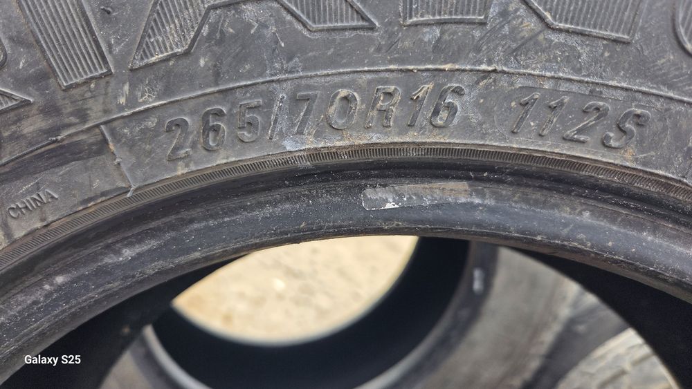 Продам шины б/у 30 тасыч за комплект