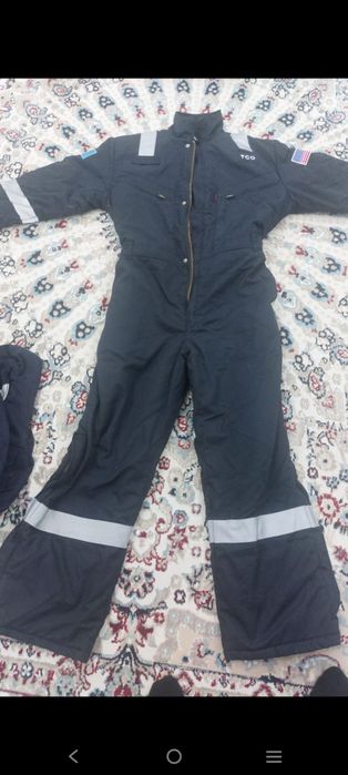 2 қысқы комбинезон. 2 зимних комбинезона