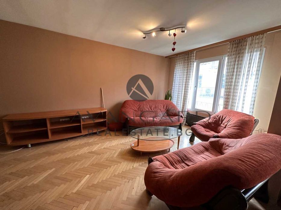 Продава се Четиристаен апартамент в Пловдив, Център - 140 кв.м за 1750 €/кв.м - Снимка #3