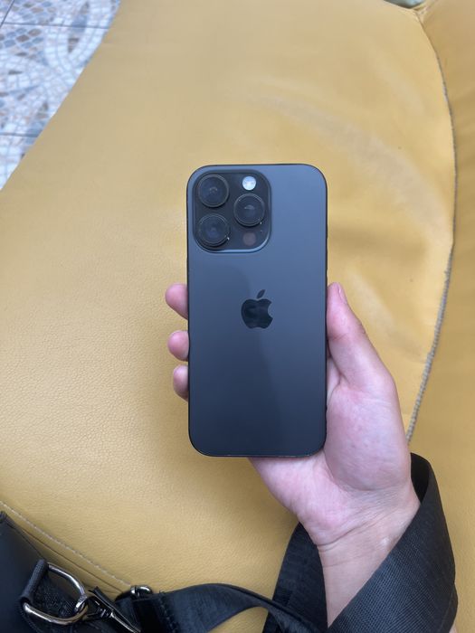 iPhone 16 pro черный