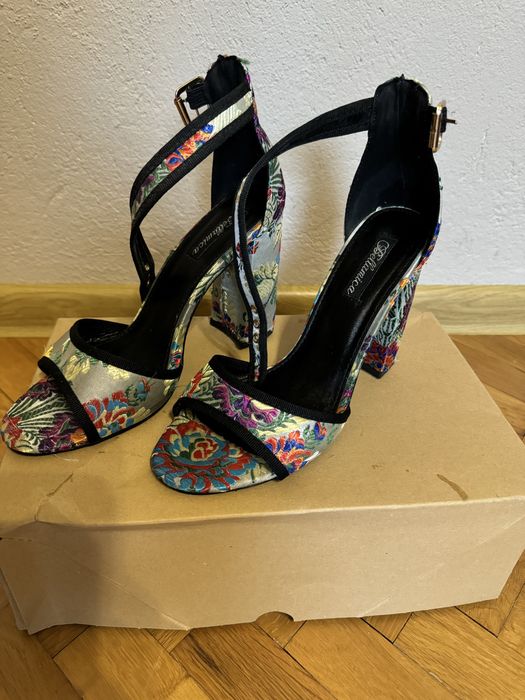 Официални сандали