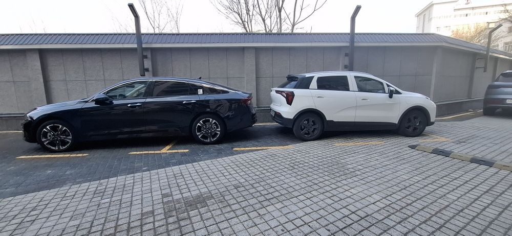 Электромобиль Geely Geometry E