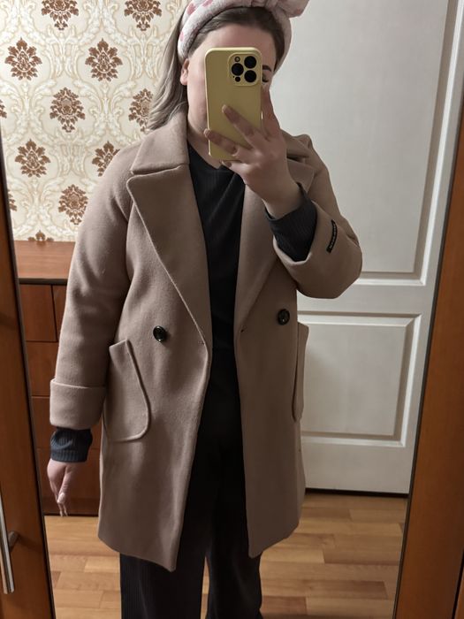 Пальто шанелька.