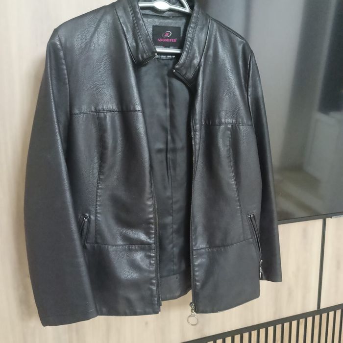 Кожаная куртка женская