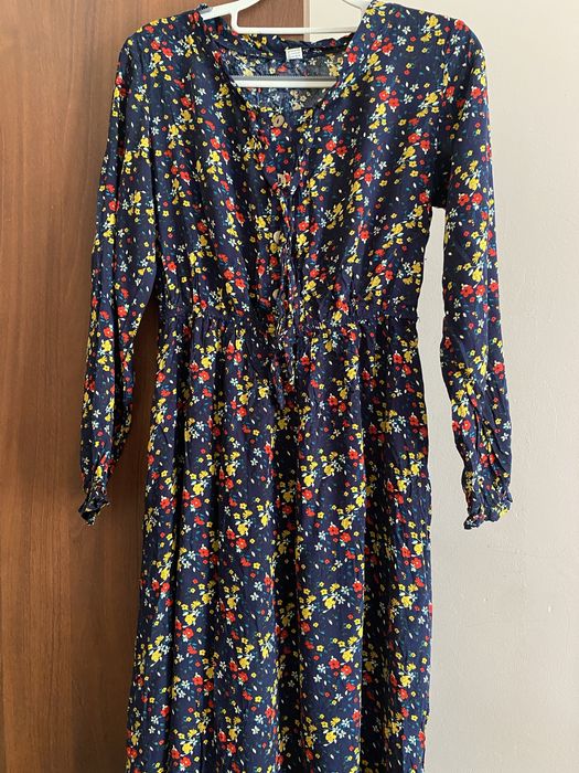 Женское  платье  продам