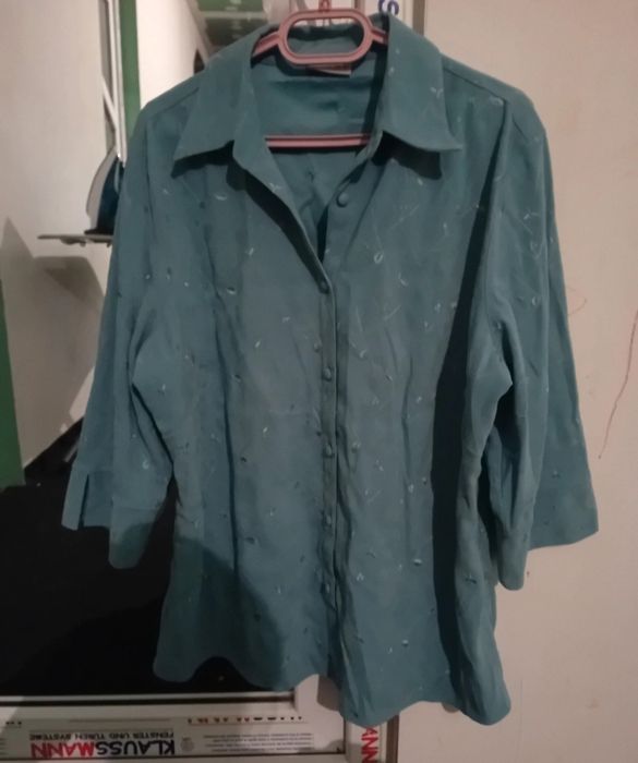 Set 3 camasi  bust 120