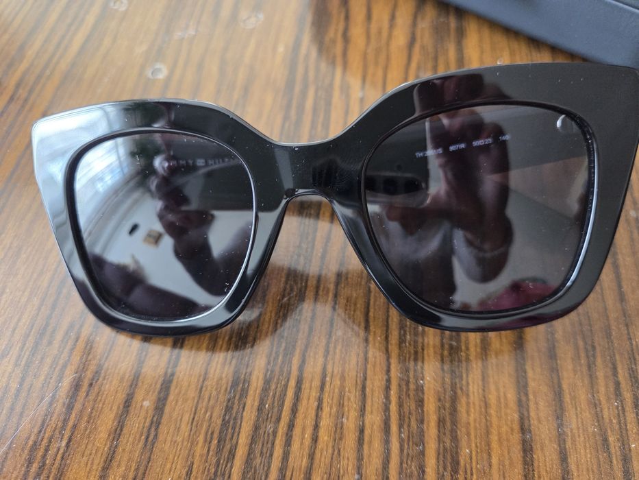 Слънчеви очила Tommy Hilfiger