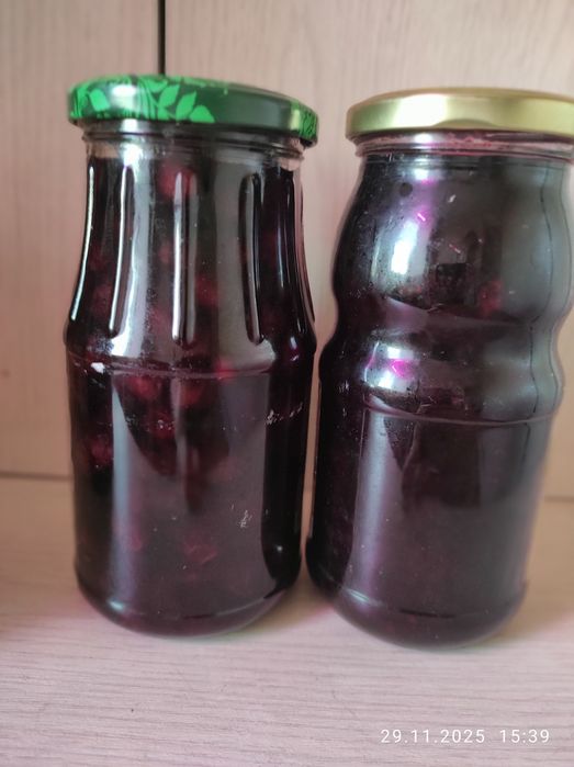 Варенье малина, смородина, вишня