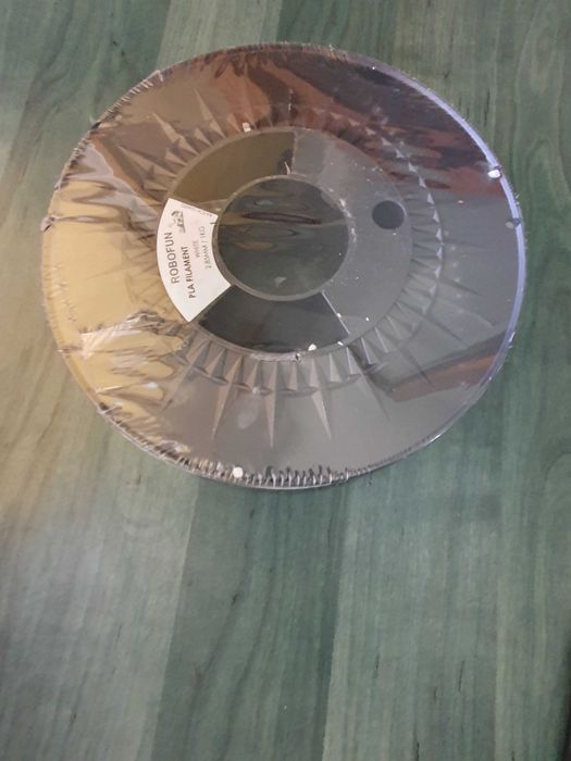 Filament printare 3d PLA alb, 2.85mm, 1kg, achiziționat acum 10 ani.